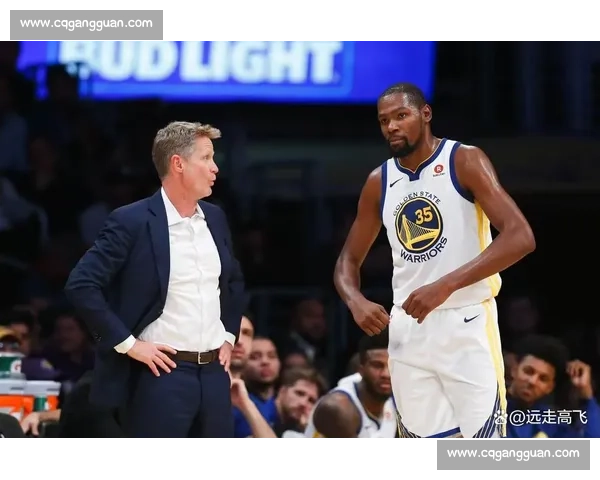 杨毅锐评：奥尼尔篮下技术为何碾压霍华德？脚步与传球定高下